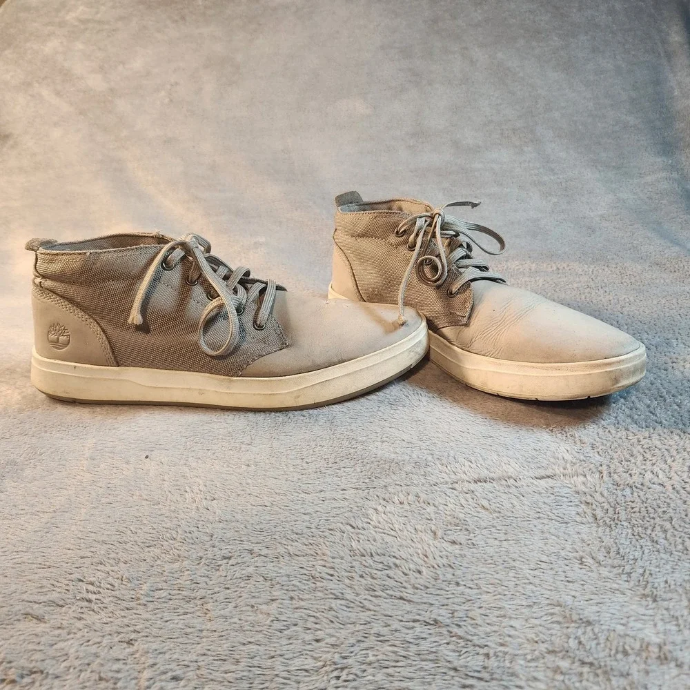 Timberland Boots Mens 10.5 Gray Davis Square Chukka Defender Canvas Suede